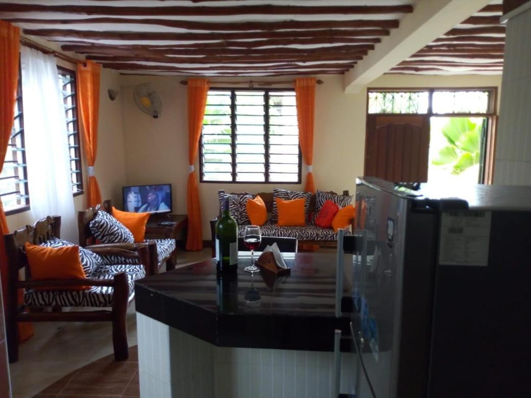 דיאני ביץ' Sea Breeze Villas Kenya מראה חיצוני תמונה